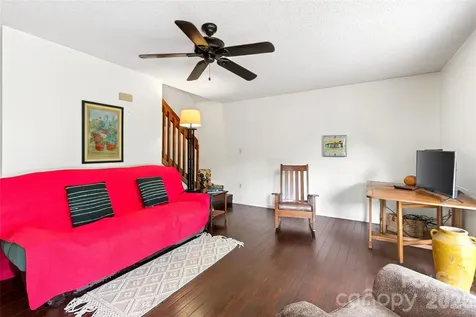 1828 Mckenzie Way S Old Fort NC 28762