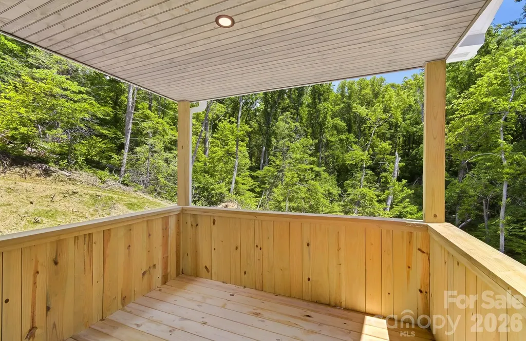 73 Rocking Porch Road Asheville NC 28805