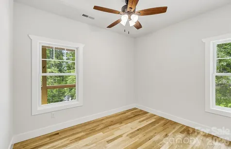 73 Rocking Porch Road Asheville NC 28805