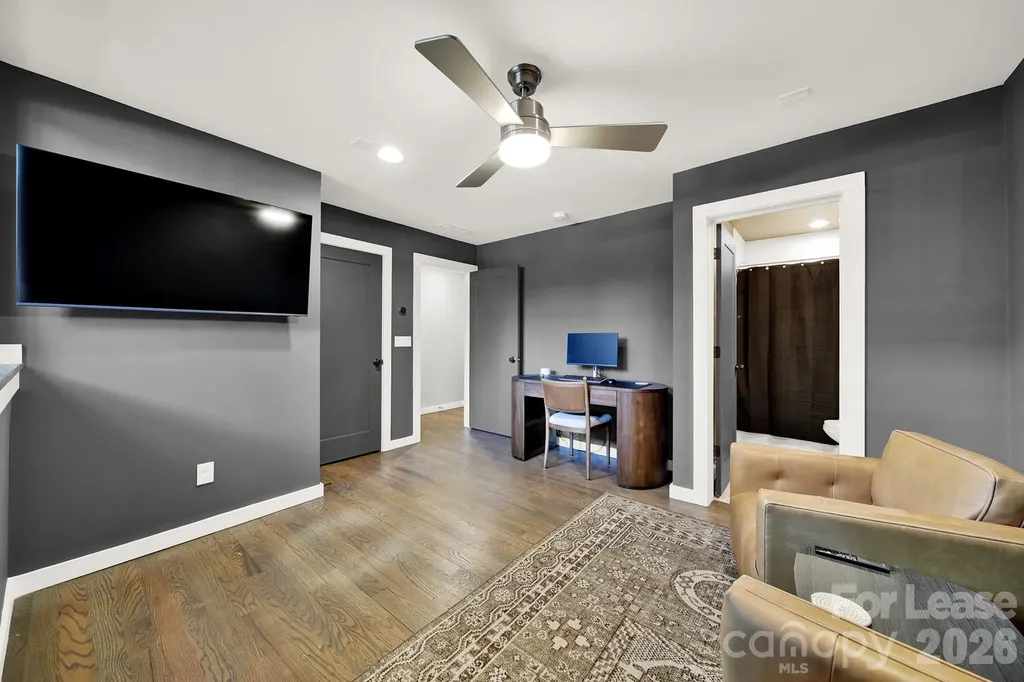 428 E 33rd Street Charlotte NC 28205
