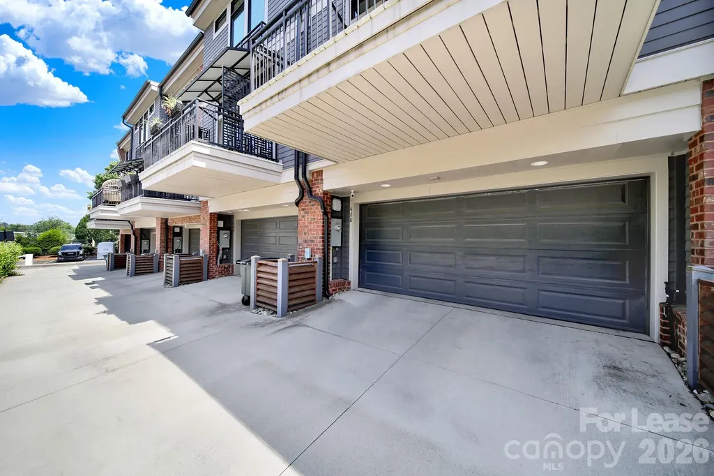 428 E 33rd Street Charlotte NC 28205