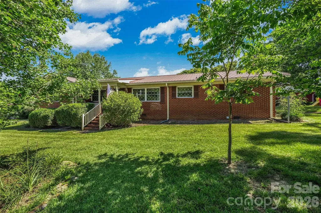 7061 Nc 200 Highway Midland NC 28107