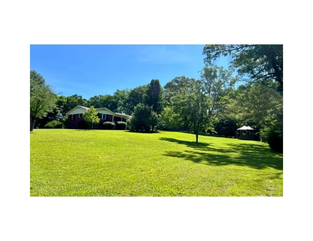 7061 Nc 200 Highway Midland NC 28107
