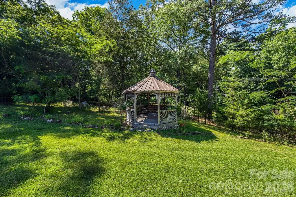 7061 Nc 200 Highway Midland NC 28107