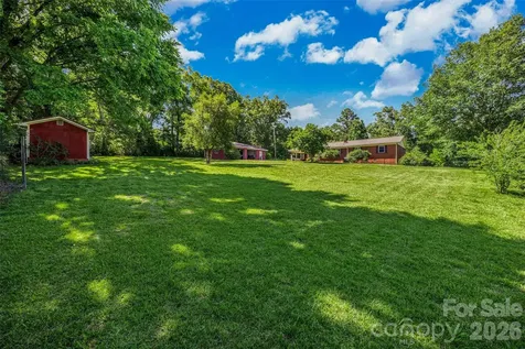7061 Nc 200 Highway Midland NC 28107
