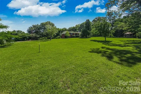 7061 Nc 200 Highway Midland NC 28107