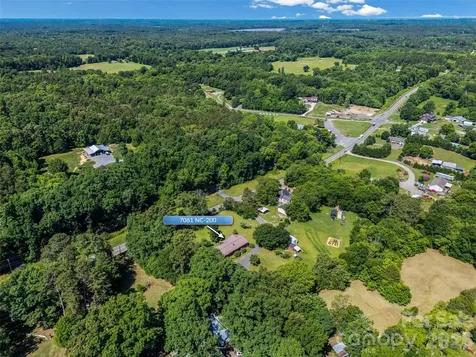 7061 Nc 200 Highway Midland NC 28107