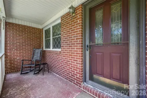 7061 Nc 200 Highway Midland NC 28107