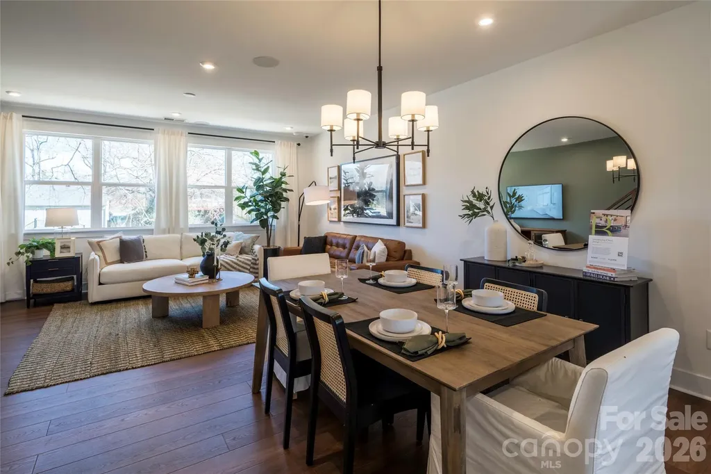 1523 Levy Way Charlotte NC 28205