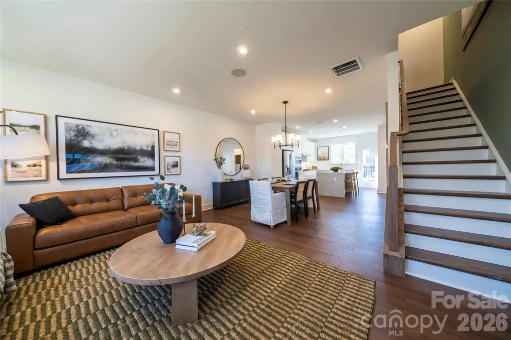 1523 Levy Way Charlotte NC 28205
