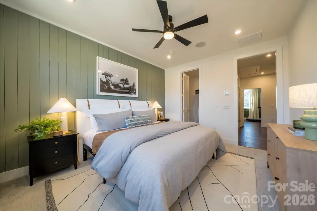 1523 Levy Way Charlotte NC 28205