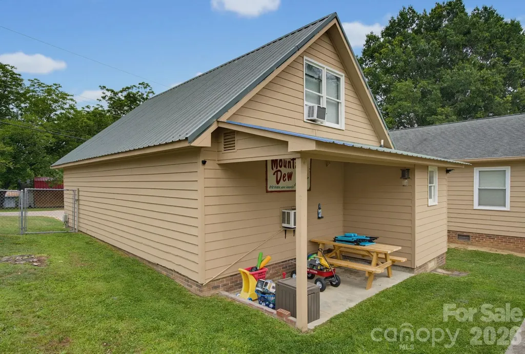 600 Fisher Street Concord NC 28027