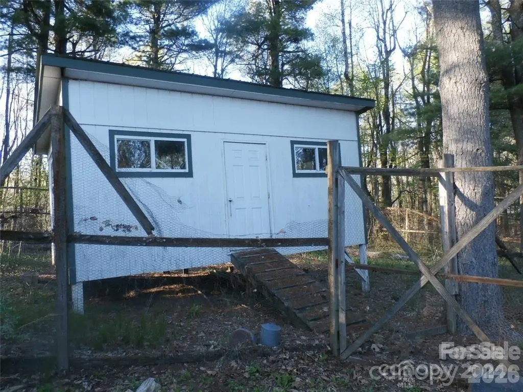 288 Firetower Road Spruce Pine NC 28777