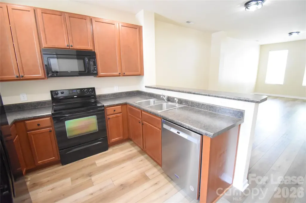 9507 Longstone Lane Charlotte NC 28277