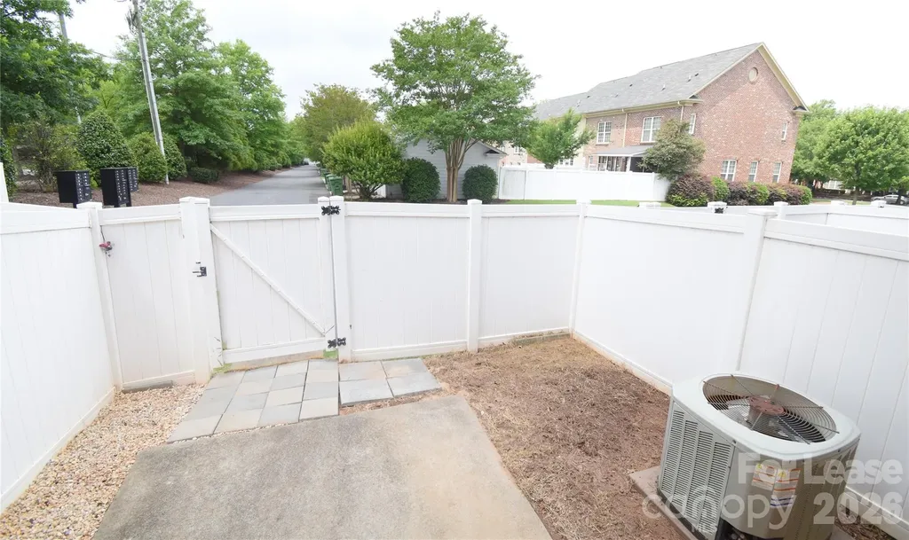 9507 Longstone Lane Charlotte NC 28277
