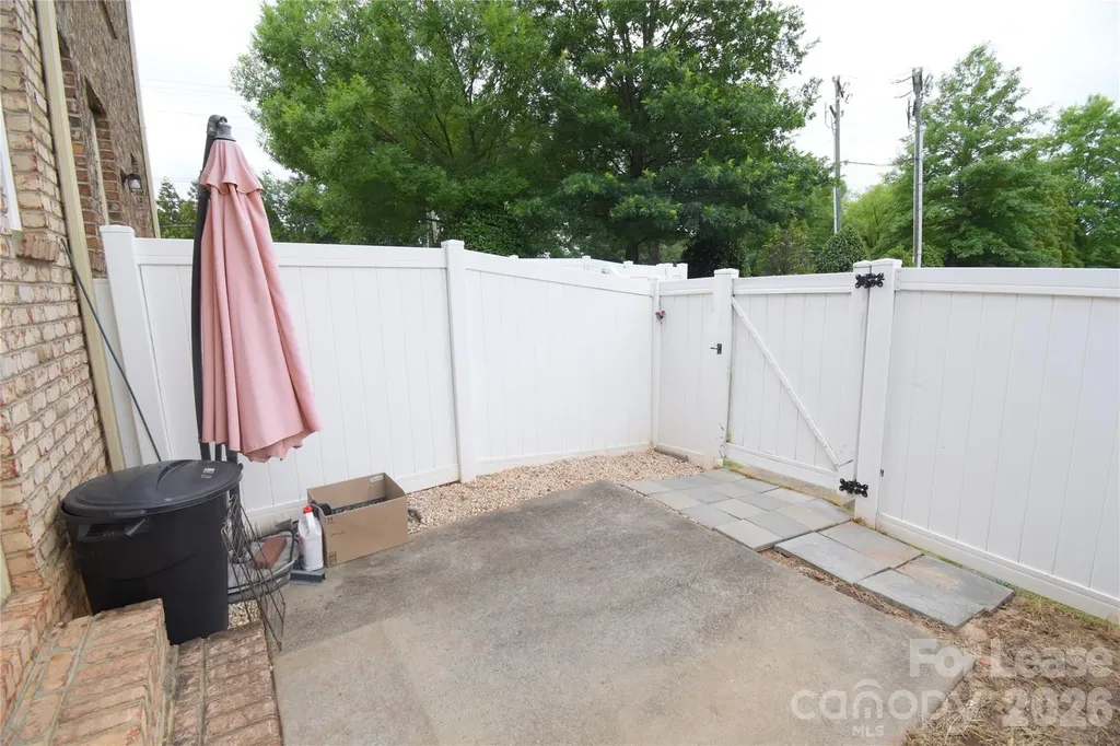 9507 Longstone Lane Charlotte NC 28277