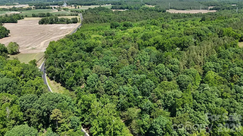 8822 Nc 742 Highway Marshville NC 28103