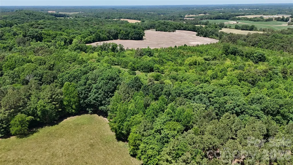 8822 Nc 742 Highway Marshville NC 28103