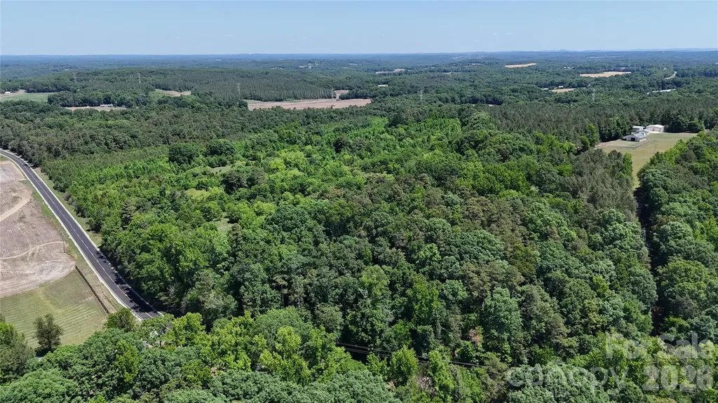 8822 Nc 742 Highway Marshville NC 28103