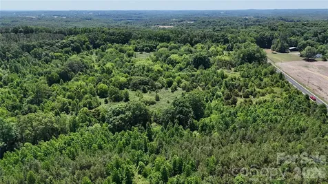 8822 Nc 742 Highway Marshville NC 28103