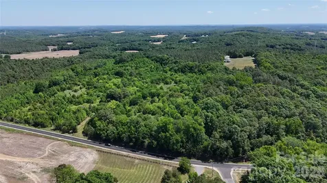8822 Nc 742 Highway Marshville NC 28103