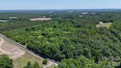 8822 Nc 742 Highway Marshville NC 28103