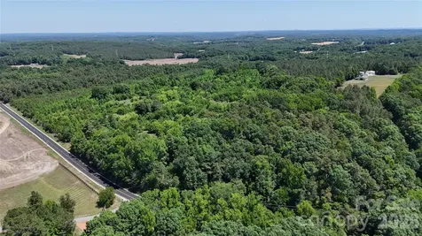 8822 Nc 742 Highway Marshville NC 28103
