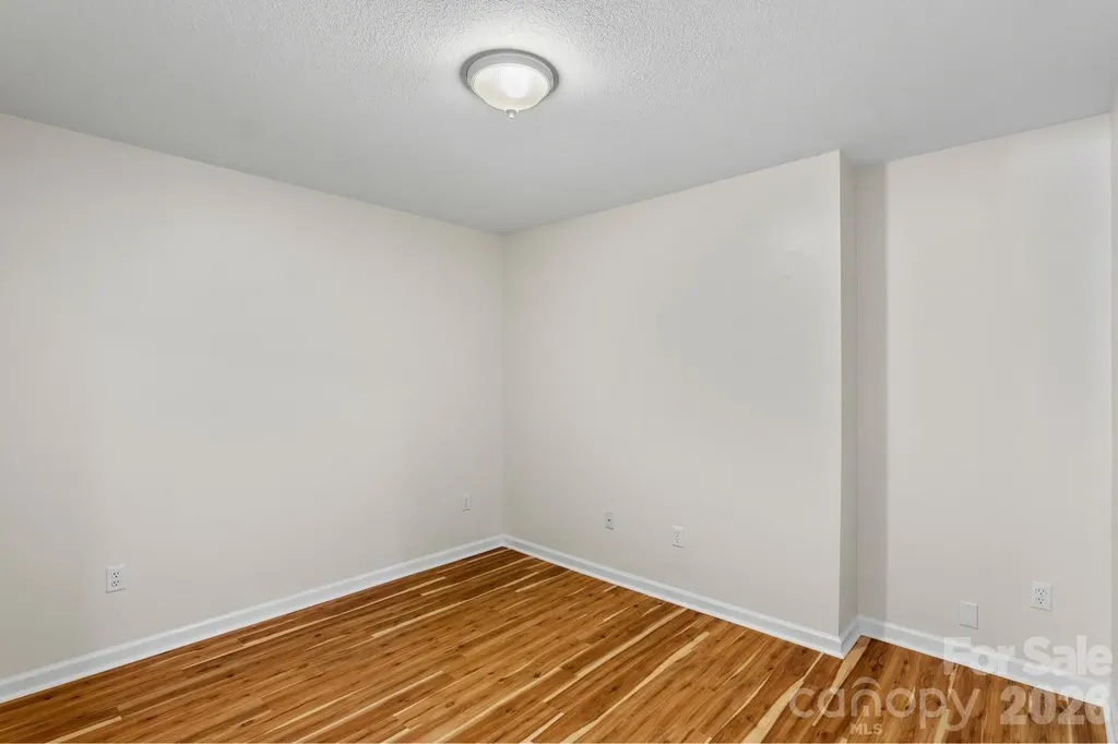 308 Wiltshire Circle Fletcher NC 28732