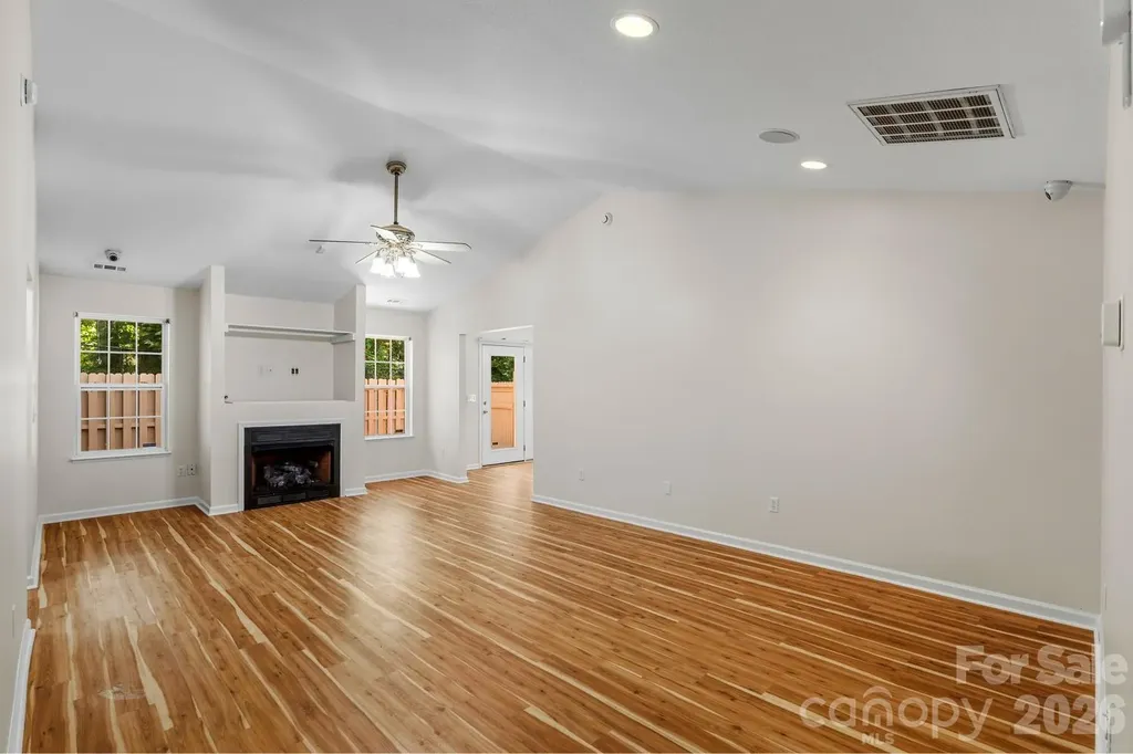 308 Wiltshire Circle Fletcher NC 28732