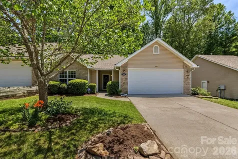 308 Wiltshire Circle Fletcher NC 28732