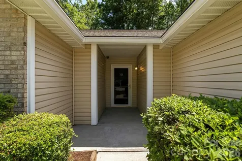 308 Wiltshire Circle Fletcher NC 28732