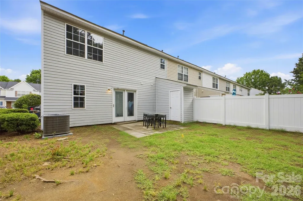 15030 Deshler Court Charlotte NC 28273
