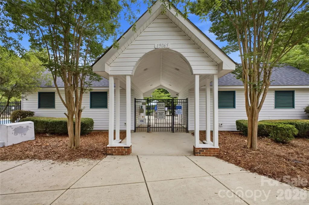 15030 Deshler Court Charlotte NC 28273