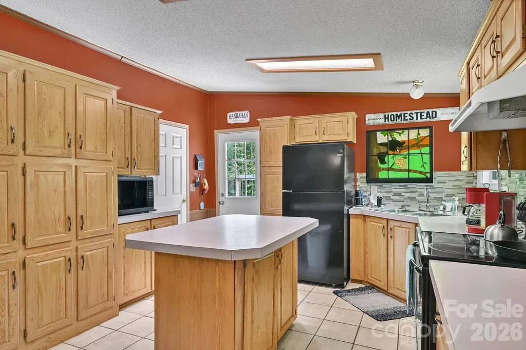 560 Morgan Branch Road Marshall NC 28753