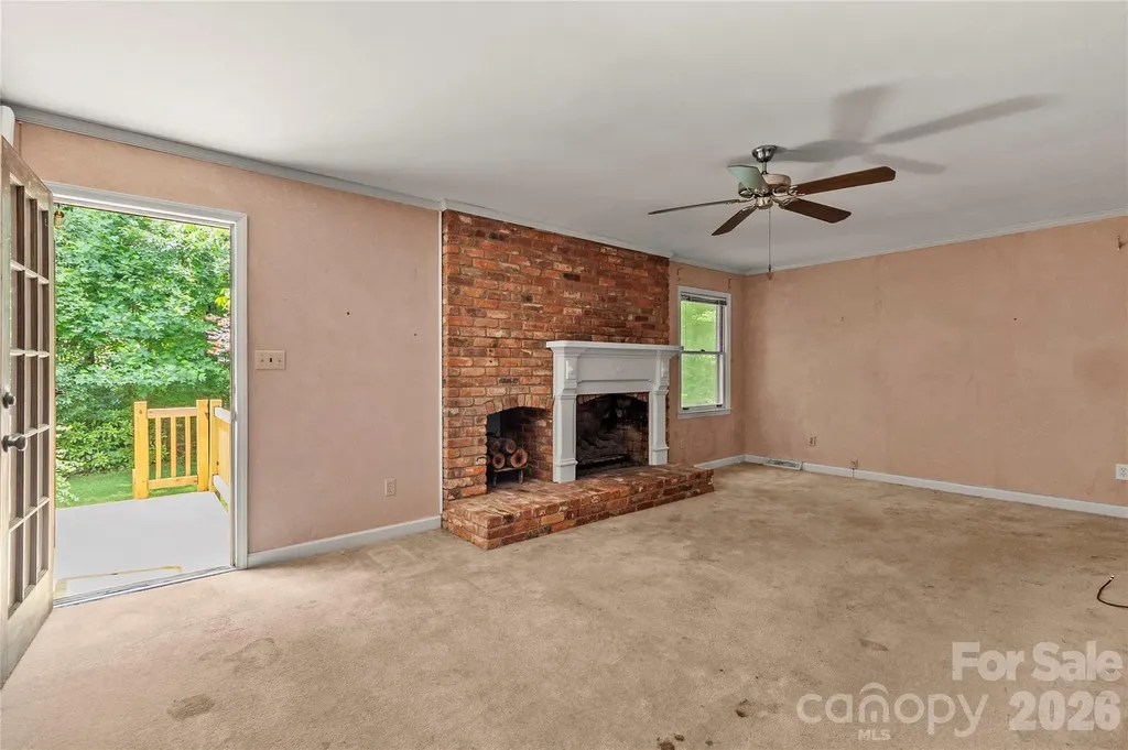 7225 Leesburg Road Charlotte NC 28215
