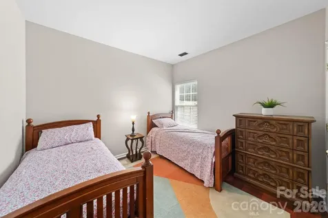 6403 Sackett Way Charlotte NC 28269