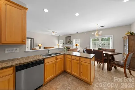 6403 Sackett Way Charlotte NC 28269