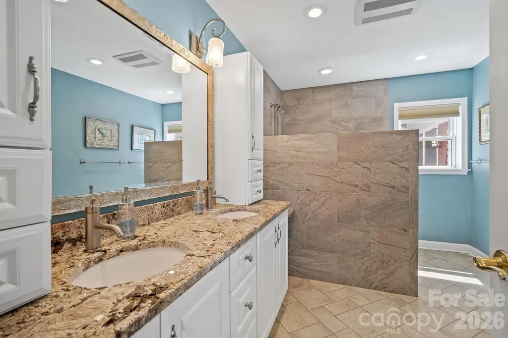 56 Gudger Road Leicester NC 28748