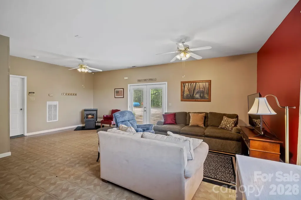 56 Gudger Road Leicester NC 28748