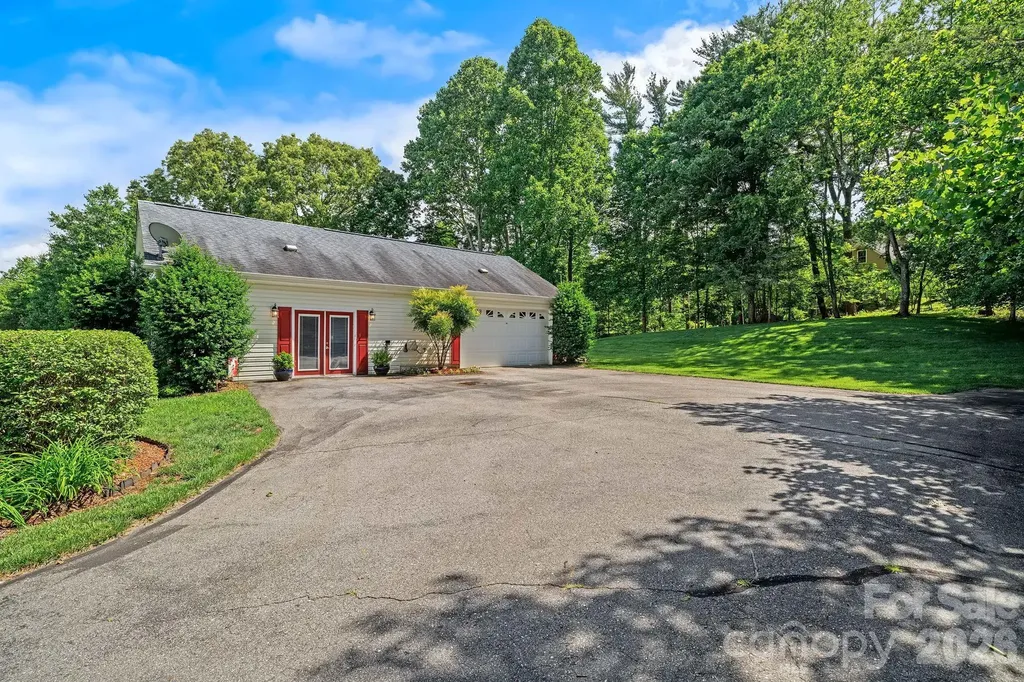 56 Gudger Road Leicester NC 28748