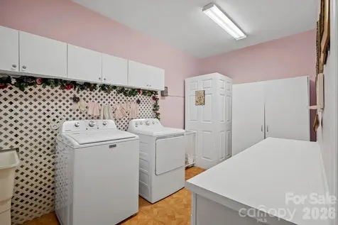56 Gudger Road Leicester NC 28748