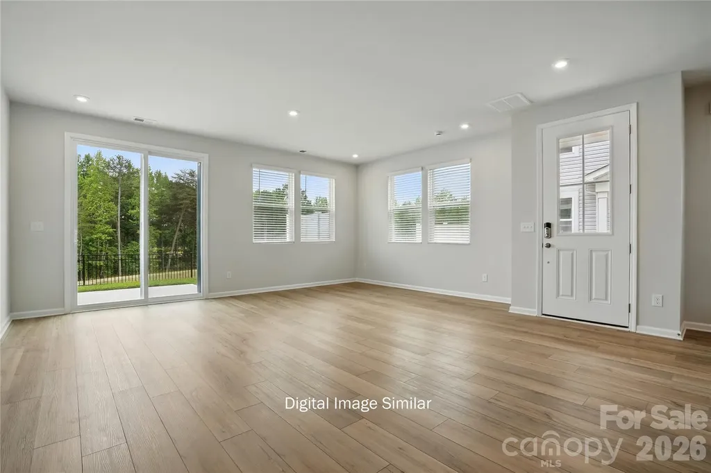 1223 Vibrant Road Charlotte NC 28215