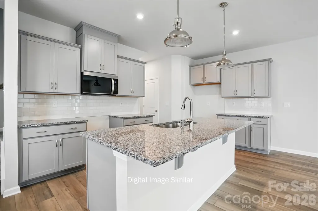 1223 Vibrant Road Charlotte NC 28215