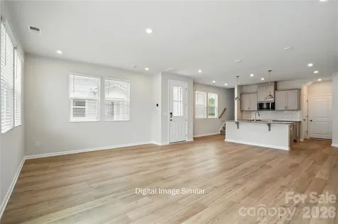 1223 Vibrant Road Charlotte NC 28215
