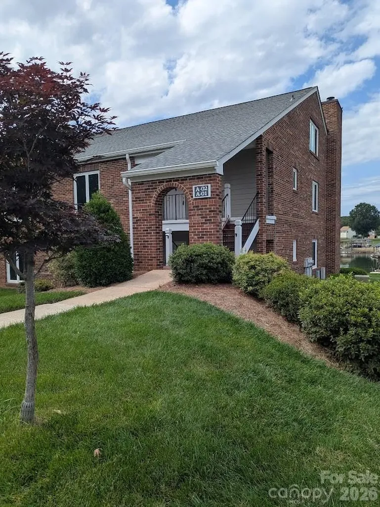 100 Northshore Court Cherryville NC 28021