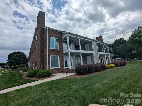 100 Northshore Court Cherryville NC 28021