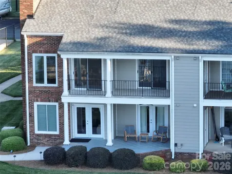 100 Northshore Court Cherryville NC 28021