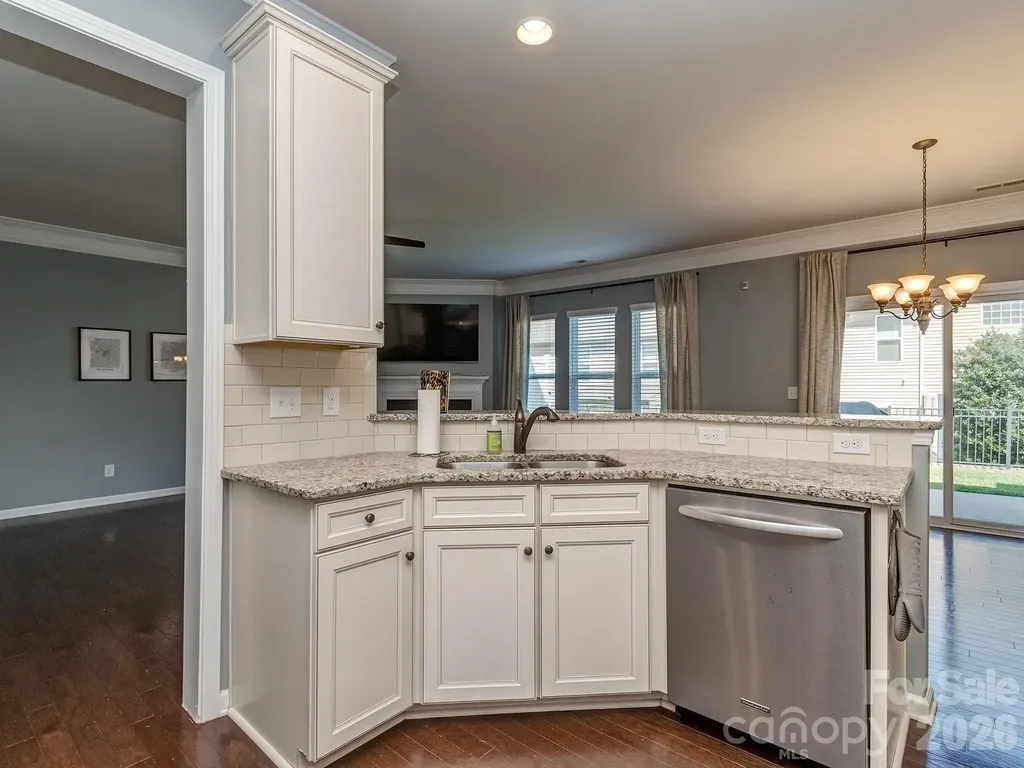 1839 Royal Gorge Avenue Charlotte NC 28210