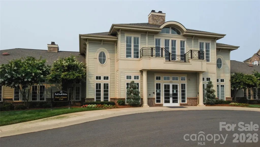 1839 Royal Gorge Avenue Charlotte NC 28210