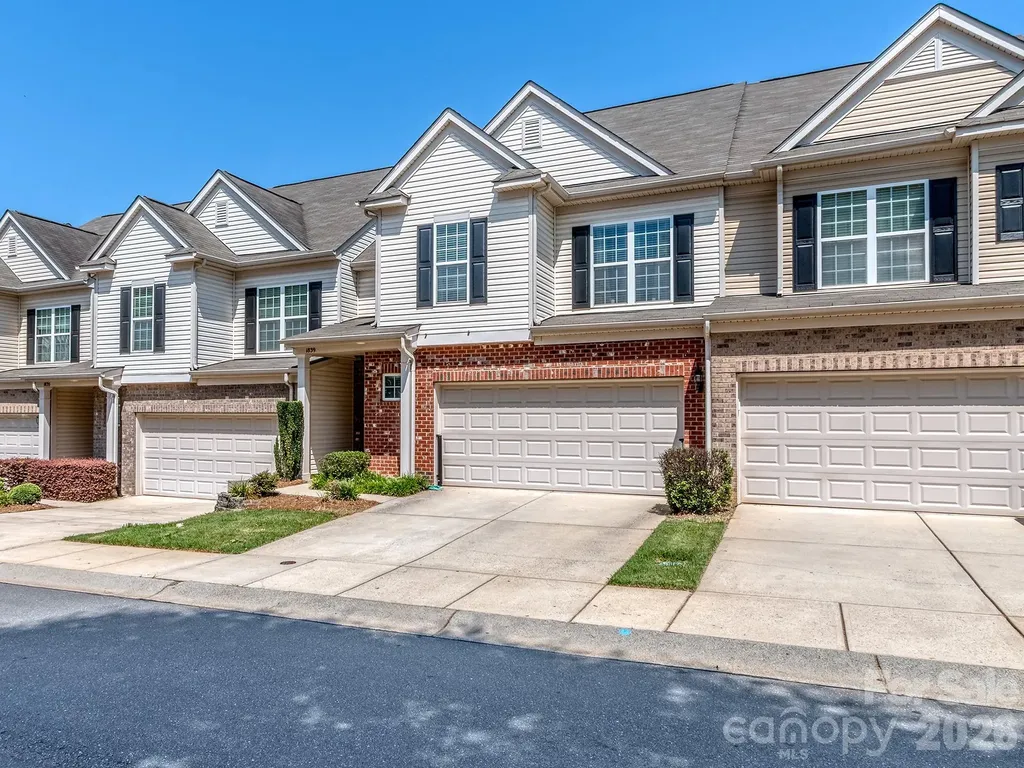 1839 Royal Gorge Avenue Charlotte NC 28210